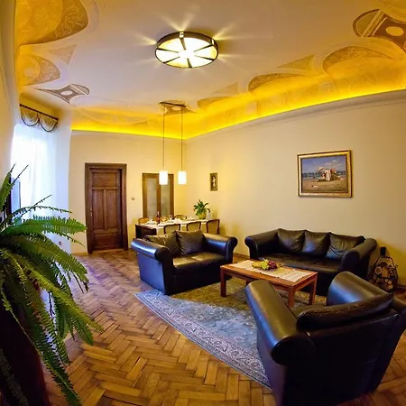 Location To Explore Spacious 105m2 Apartmán Krakov