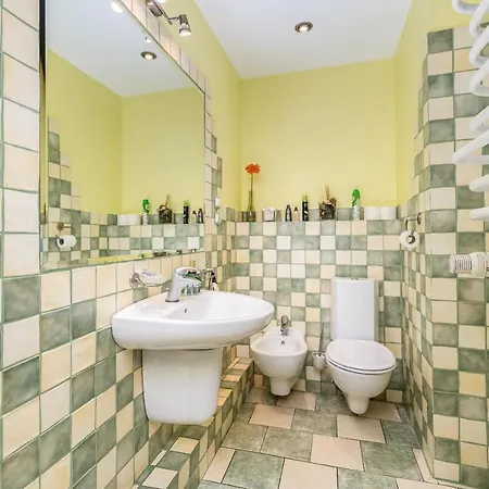 Apartment Location To Explore Spacious 105m2 *