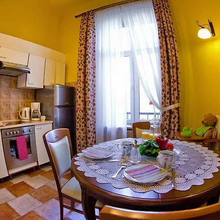 Location To Explore Spacious 105m2 *